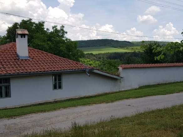 Bulgarian House for Sale in Balkanski with Building Plots